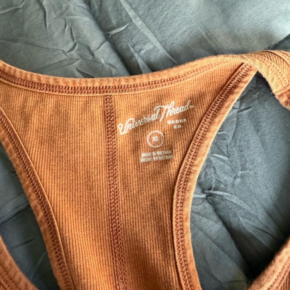 Universal Thread Tank Top - Picture 3 of 3